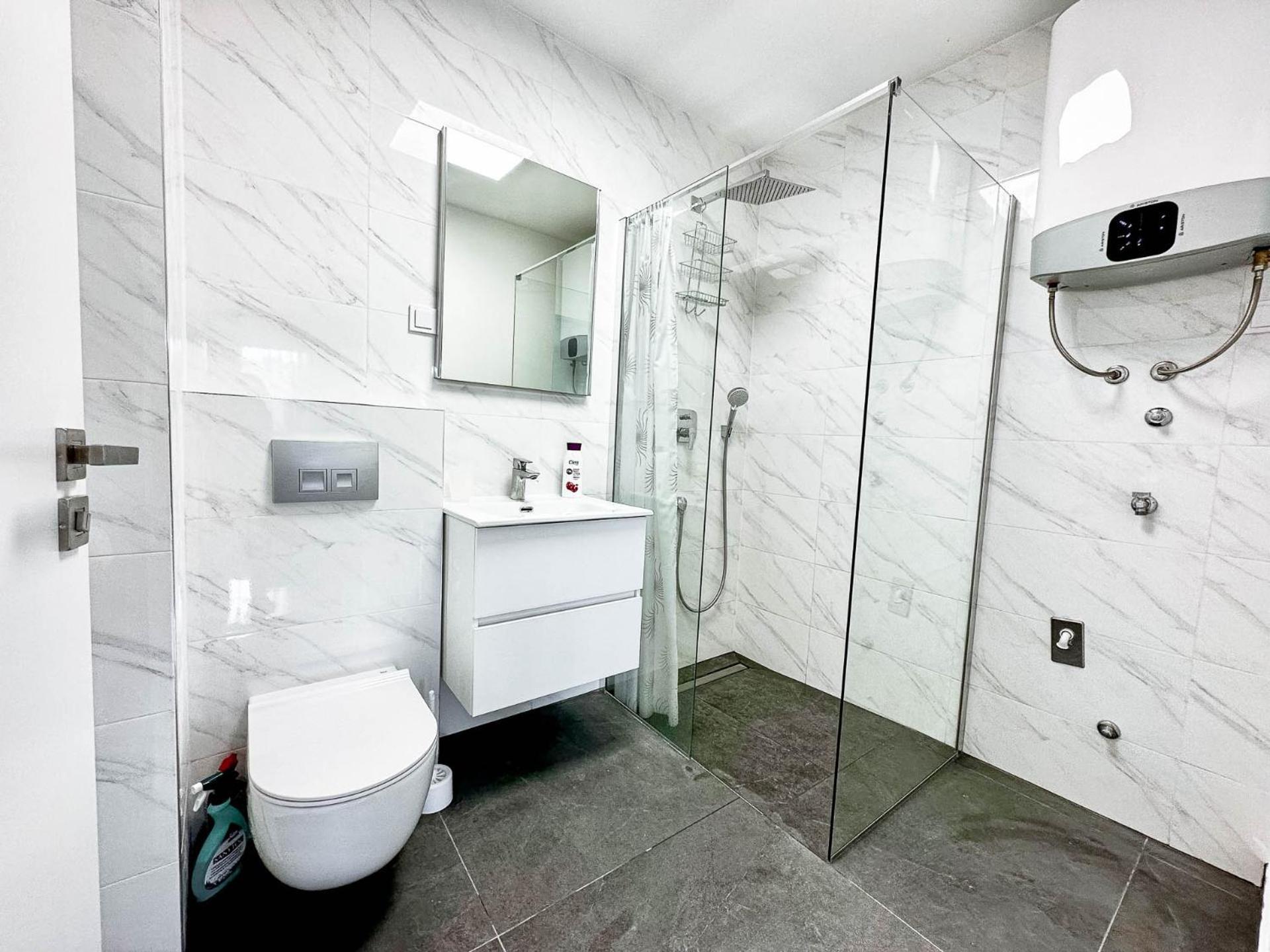 Brand New 2 Bed, 1 Bath Condo 자다르 외부 사진