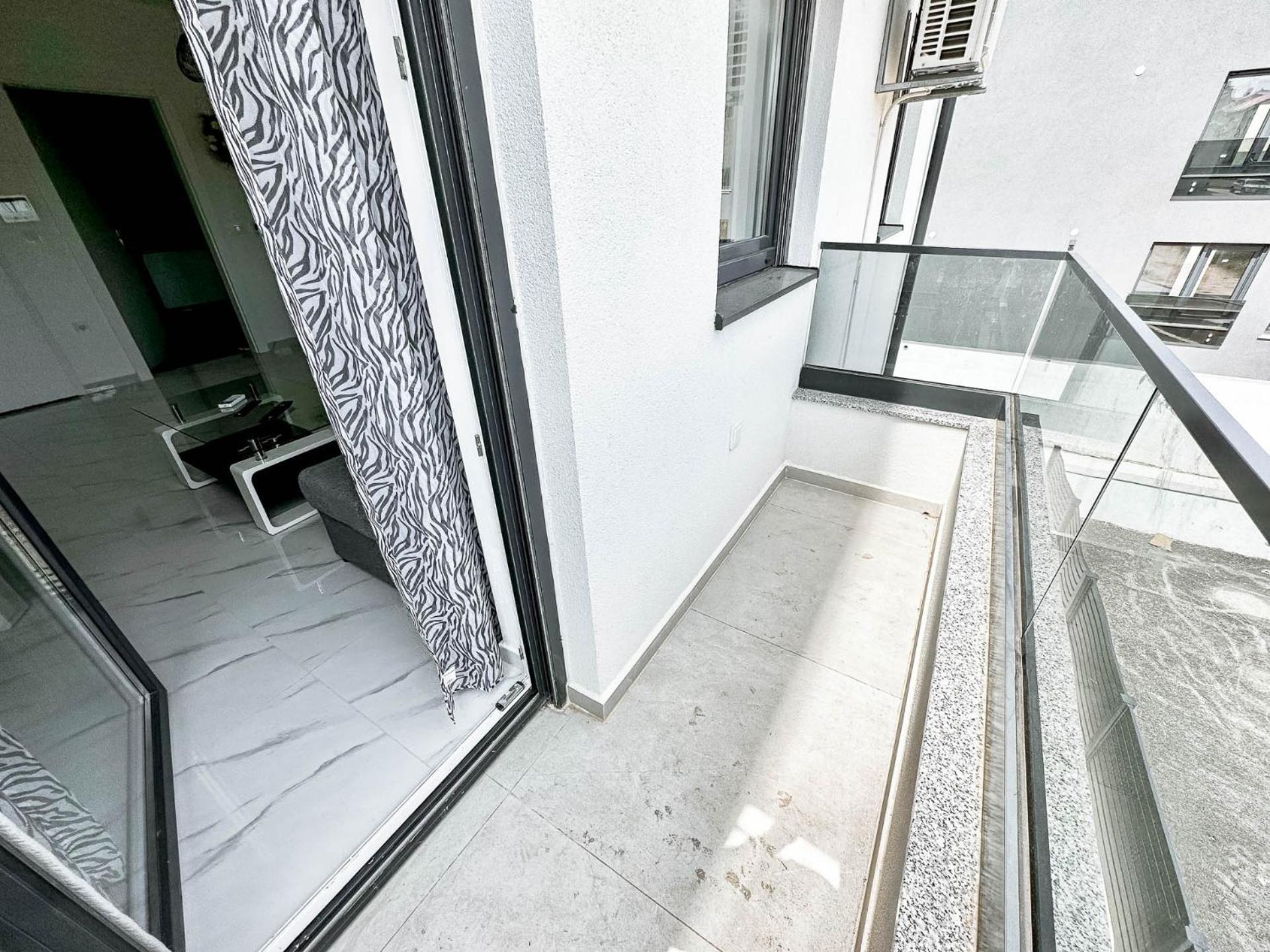 Brand New 2 Bed, 1 Bath Condo 자다르 외부 사진